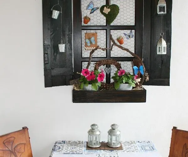 Finca-las Mariposas 2 *